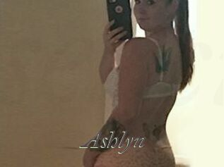 Ashlyn_