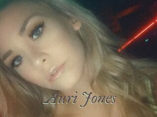 Auri_Jones