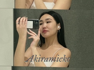 Akiramieko