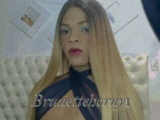 Brunettehorny1