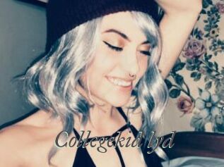 Collegekid_lyd