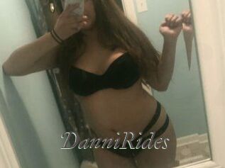 Danni_Rides