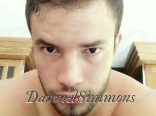 Danniel_Simmons