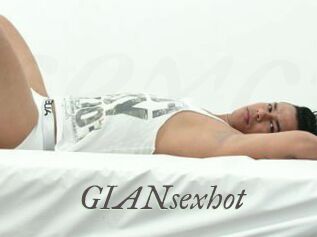 GIANsexhot