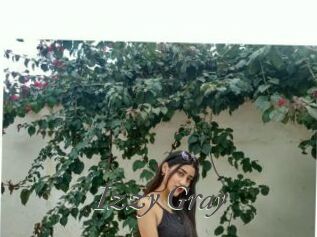 Izzy_Gray