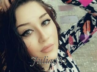 Julia982