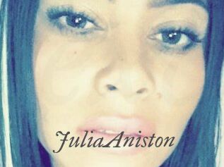 Julia_Aniston