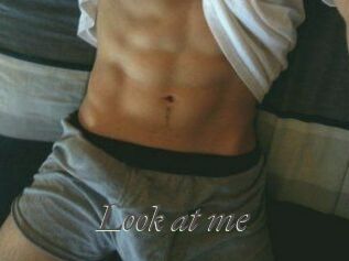 Look_at_me_