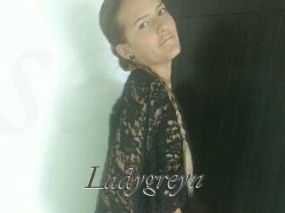 Lady_greyn
