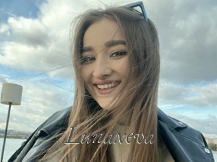 Lunaxeva