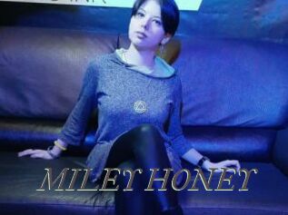 MILEY_HONEY