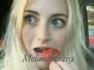 Melanie_Daisy