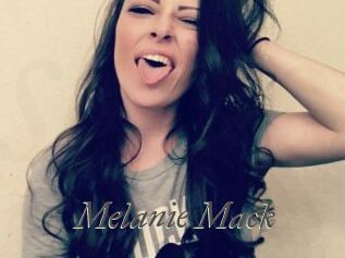 Melanie_Mack