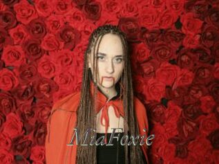 MiaFoxie
