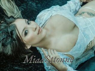 MiaaSttonne