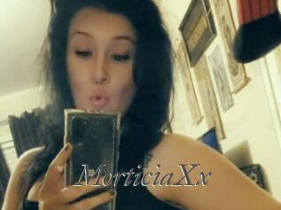 MorticiaXx