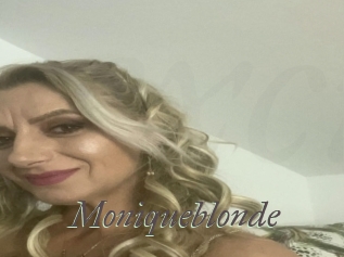 Moniqueblonde