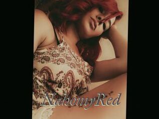 NahomyRed