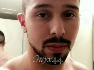 Onyx44