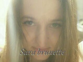 Sara_brunette
