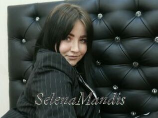 SelenaMandis