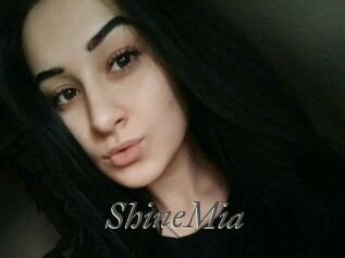 ShineMia