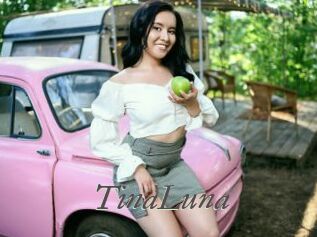 TinaLuna