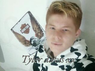 Tyler_davis_xx