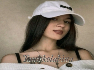 Yaniskolabina